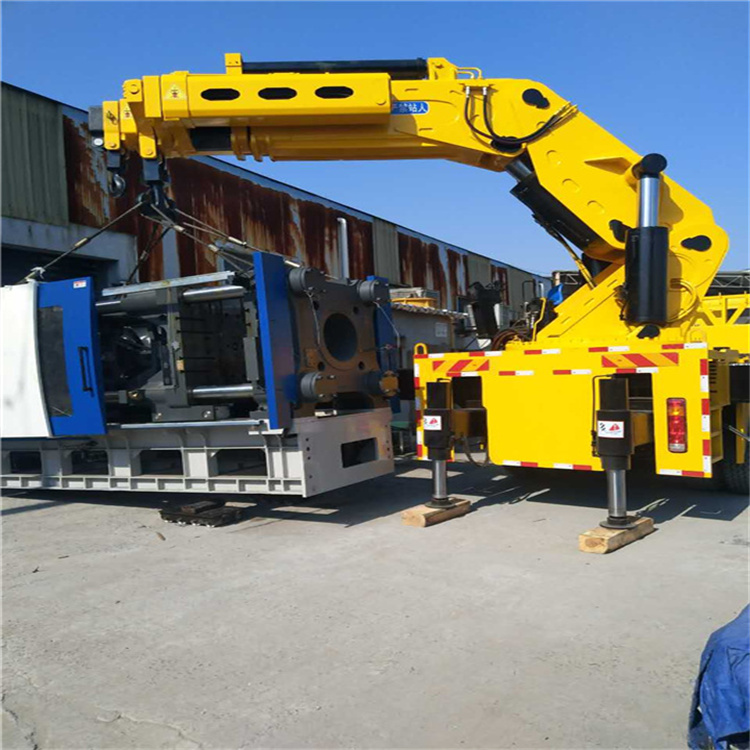 隆尧县 大吨位折臂吊出租费用解析：一小时租赁多少钱