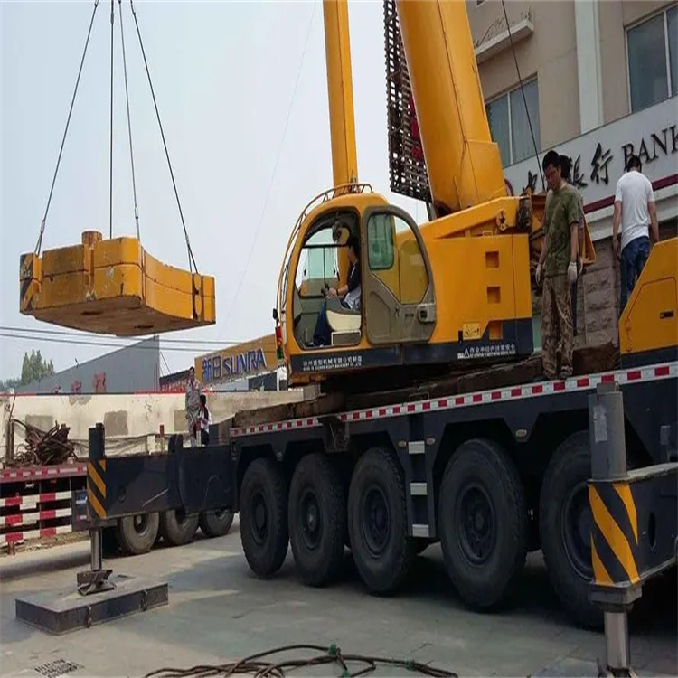 隆尧县当地吊车出租|机器吊装|75吨|工厂搬迁服务